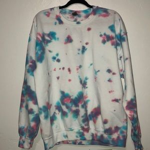 Gildan tie dye crew neck